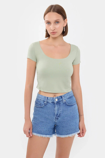 Hiccup Crop Top - Crew Neck Design