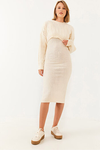 Bianco Lucci Women's Crop Knitwear Sweater Dress Top and Bottom Set 60251816