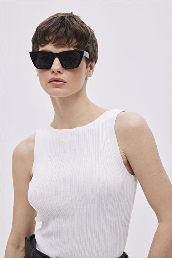 SHERIN White Corded Knitwear Blouse