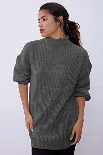 SHERIN Anthracite Long Tube Sweater