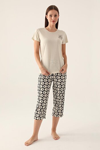 Arnetta 2894 Battal Short Sleeve Capri Set - Cream
