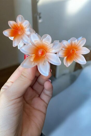 TAKIŞTIR White and Orange Flower Figured Latch Buckle