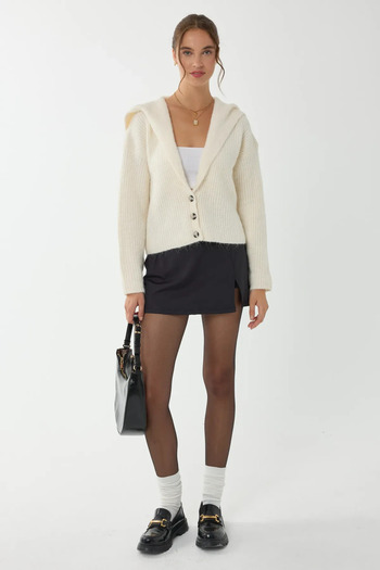 Hiccup Comfortable Cut Buttoned Knitted Cardigan