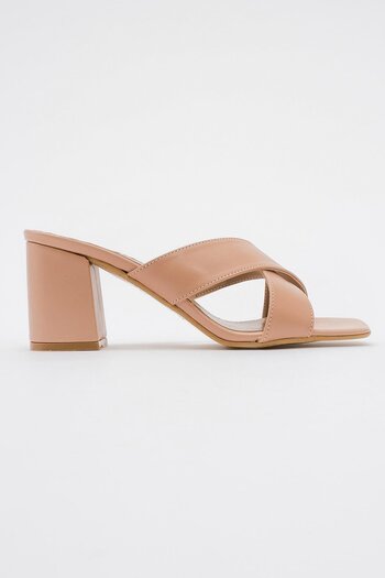 Ccway Nude Colored Heeled Slippers - Cross Strap