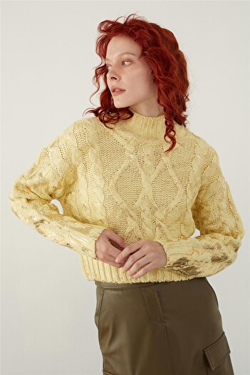 SHERIN Yellow Stand Collar Foil Printed Knitwear Sweater
