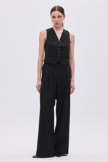SHERIN Black Double Pleated Wide Leg Trousers