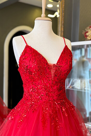 Lenta Moda Kırmızı Gren Etekli Çiçek Desen Dantel Kaplamalı Maxi Boy Abiye ve Gece Elbisesi