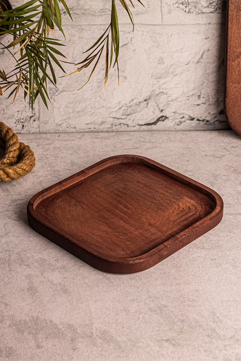 Snippy Elysia Timeless 4 Round Square Tray and 4 Bowl Presentation Set