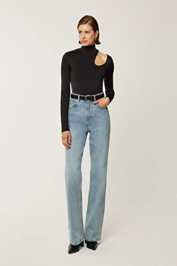Hiccup Cut Out Collar Slim Fit Blouse