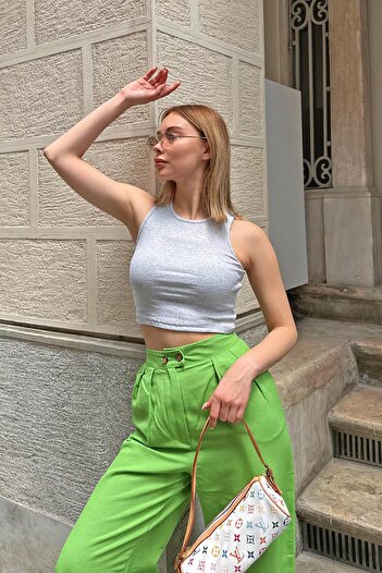 Swist Gray Crew Neck Ribbed Stretchy Knitted Women's Crop Undershirt