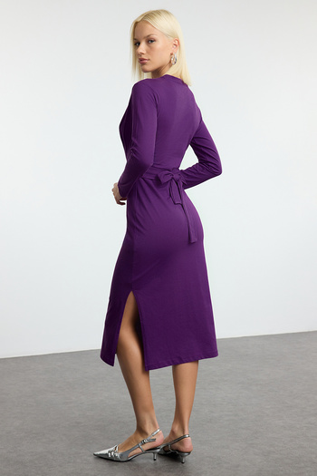 Trendyol Collection Rochie midi tricotată 100% bumbac - violet cu detaliu de legare, potrivită pentru corp TWOAW25EL00506