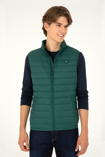 U.S. Polo Assn. Men's Dark Green Vest 50290793 -Vr079