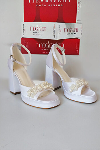 Modavien Women's White 10 cm Pearl Bridal Shoes (No Bag in the Content)