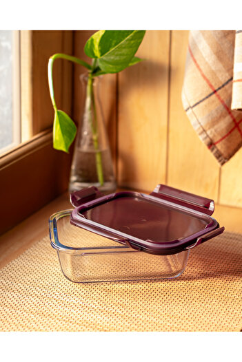 Madame Coco Modena Rectangular Borosilicate Glass Storage Container with Lid - 650ML