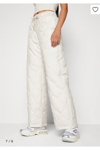 Nike Sportswear Essentials High-Waisted Open-Hem Quilted Kapitone Krem Kadın Eşofman Altı