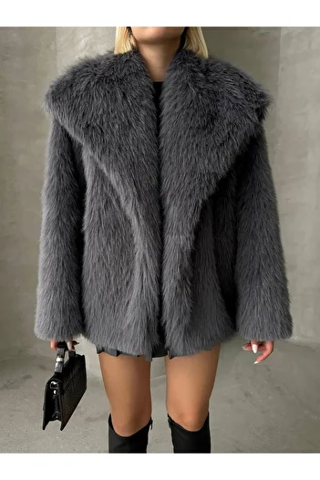 AÈC PRIVÈ New Season Women's Fur 777 - Lined Inside