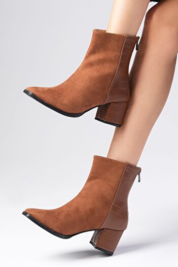 Mio Gusto Bianca Tan Color Suede και Crocodile Pattern Συνδυασμός Blunt Toe Γυναικείες μπότες με κοντό τακούνι