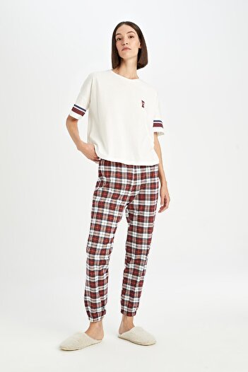 DeFacto Fall In Love Pijama Takım Bisiklet Yaka Baskılı Kısa Kollu Üst Kareli Beli Lastikli Alt D5662ax24au