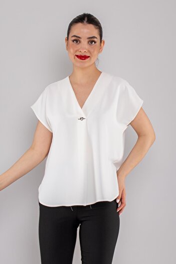 AYHAN 81908 Vyaka Short Sleeve Crepe Chiffon Blouse with Brooch
