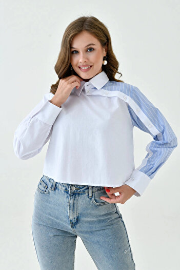 bacc Bluză de damă cu design special în dungi albe - guler cu nasturi, cămașă de lungime crop Bc 241172