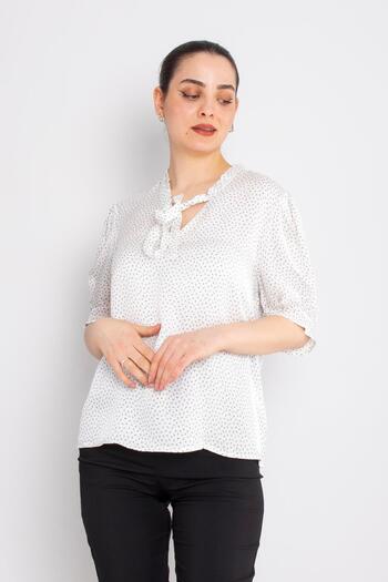 AYHAN 82032 Yaka Bağlamalı Mini Desenli Bluz