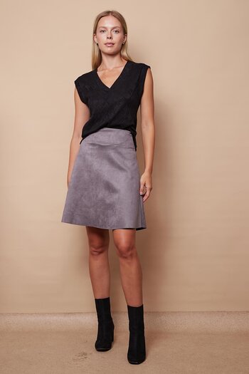Jument High Waist and Above Knee Short Kilogram Gray Suede Skirt - Light Lycra