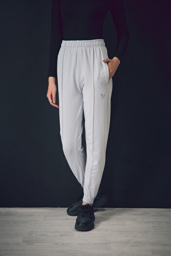 Fulla Moda Bird Printed Grassy Jogger Sweatpants