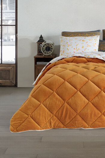 Otelonia Wellsoft King Size Quilt Set - with 2 Pillowcases