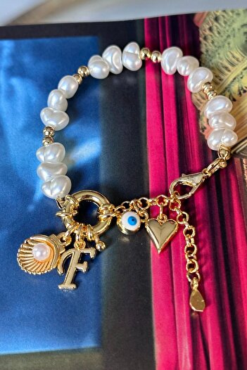 Trendy Butik F Letter Bracelet Pearl Model Oyster, Evil Eye and Heart Hanging Design Letter Bracelet