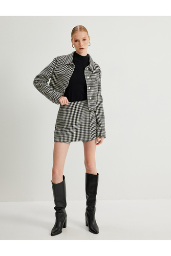 Koton Fusta scurtă din tweed cu model în picioare dublu