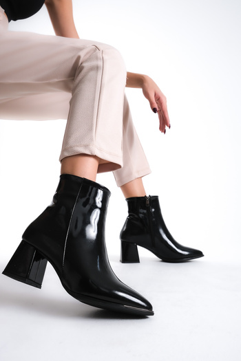 Limeo Pointed Toe Shiny Patent Leather Black Front Metal Detailed Zippered Short Simple Classic Boots Bootie