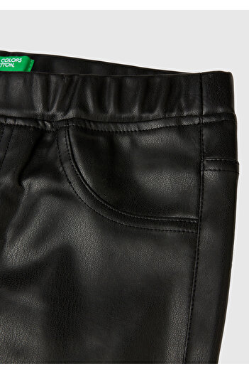 United Colors of Benetton Kız Çocuk Siyah Önü Yalancı Arkası Yama Cepli Streç Suni Deri Pantolon