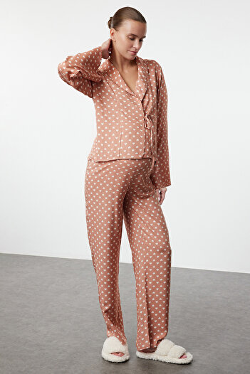 Trendyol Collection Viscose Maternity Pajamas Set - Dark Beige with Heart and Lacing Detail Thmaw22Pt0300