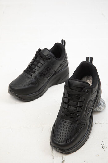 SOHO Women's Sneaker 19730 - Black Black