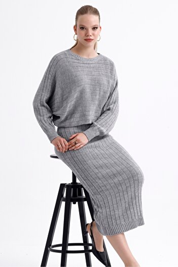 MD trend Women's Crop Flowy Sweater and Double V-Neck Strappy Ribbed Dress Double Knitwear Set
