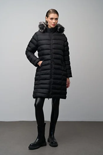 Olcay Odnímatelný kabát s kapucí Puffer Coat Black 6401