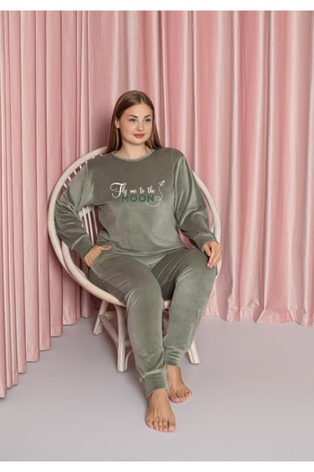 Lady Light Green Plus Size Velvet Pajama Set