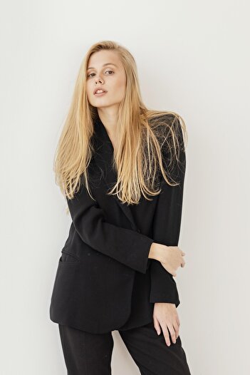 Saade Black Snap Closure Blazer Jacket-Pants Woven Bottom-Top Suit