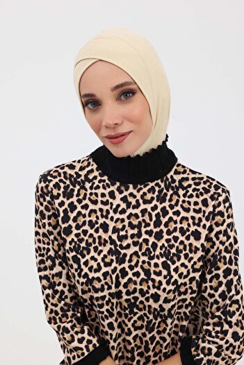Aisha's Design Winter Hijab with Cross Detail on the Front, Tb-4Rb, Cream