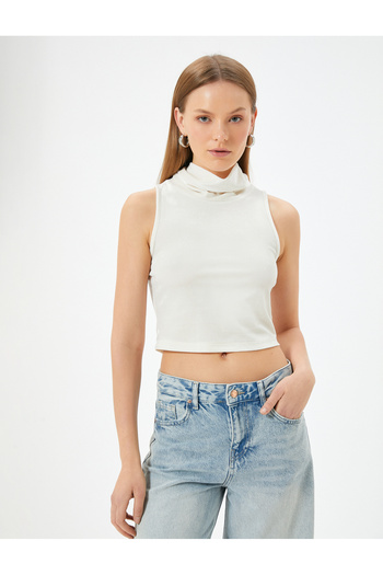 Koton Velvet Sleeveless Flowing Turtleneck Crop Top