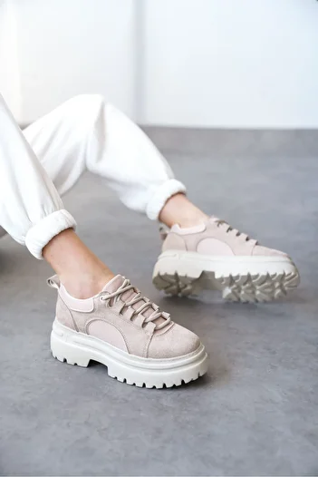 MODAADAM Women's Lecce Thick Sole Sneakers - Beige