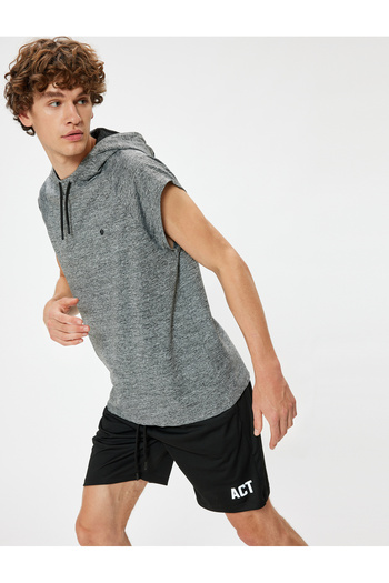 Koton Sportshorts mit Slogan-Aufdruck – Bermuda mit Schnürung in der Taille und Taschendetail