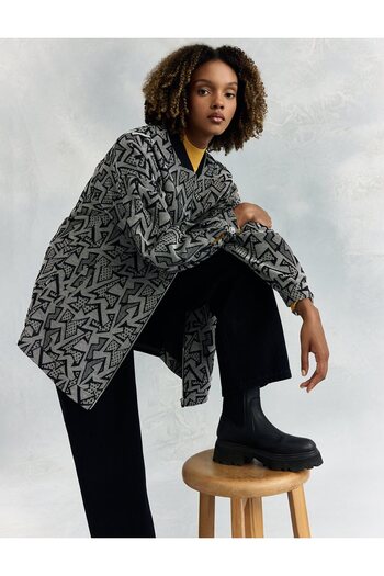 KYR Black Abstract Patterned Hotfix Jacket