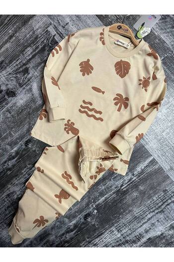 CANDA Boy's Leaf Patterned Pajama Set