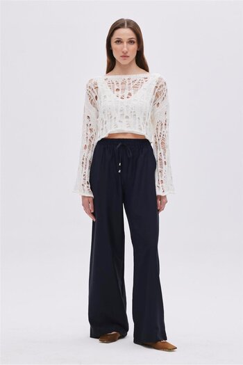 SHERIN Ecru Detailed Knitwear Crop