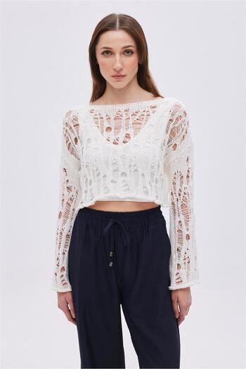 SHERIN Ecru Detailed Knitwear Crop