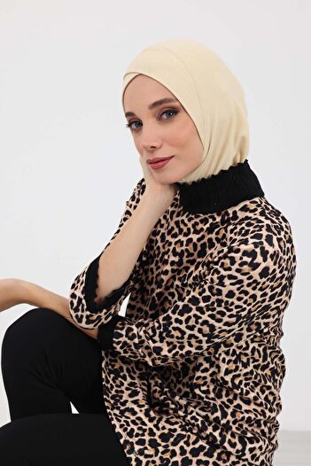 Aisha's Design Winter Hijab with Cross Detail on the Front, Tb-4Rb, Cream
