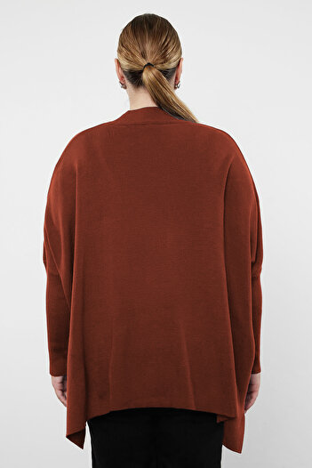 Trendyol Curve Relax Fit Brick Color Knitwear Sweater - Stand Collar and Slit Detail Tbbaw24An00032