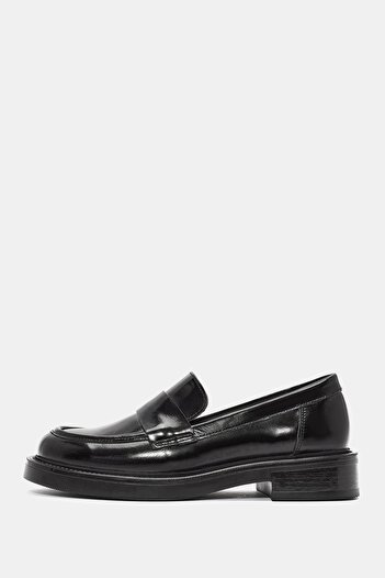 Bestyle Marty Women's Black Genuine Leather Loafer