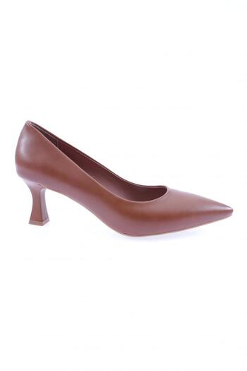 DGN 320-22y Pointed Toe Decollete High Heeled Shoes